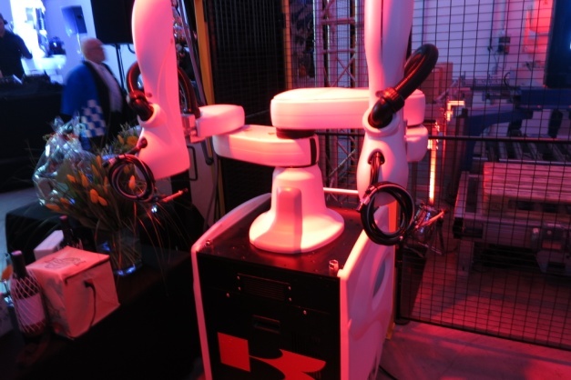 工業用ロボットの展示