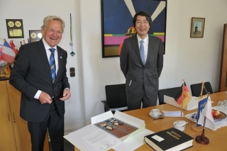 Foto BM Heyes und GK Iwama