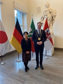GKin Kawahara und OB Keller