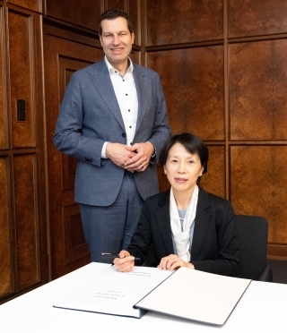 OB Eiskich und GKin Kawahara